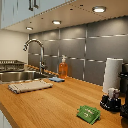 Charming Between And Center Of Juan-les-pins Антіб