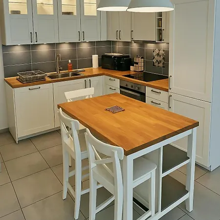 Charming Between And Center Of Juan-les-pins *