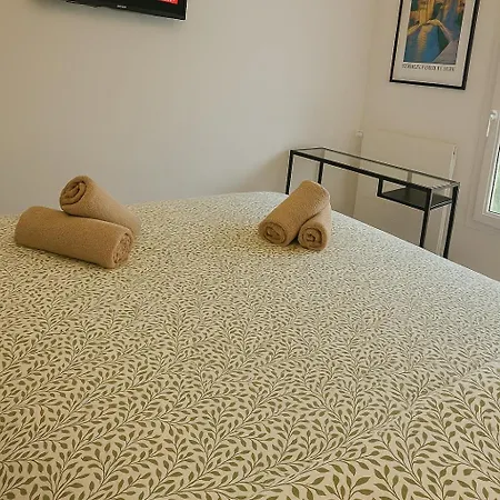 Charming Between And Center Of Juan-les-pins Антіб